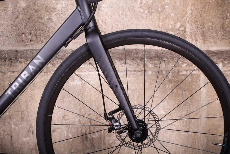 Triban RC 500 - fork.jpg