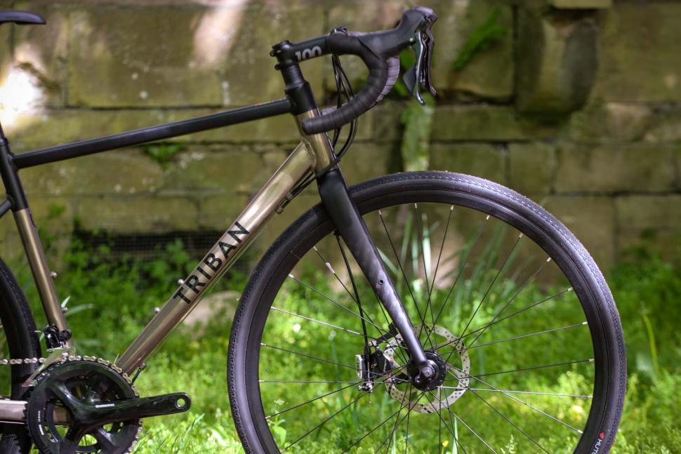 Triban RC 520 Gravel - front.jpg