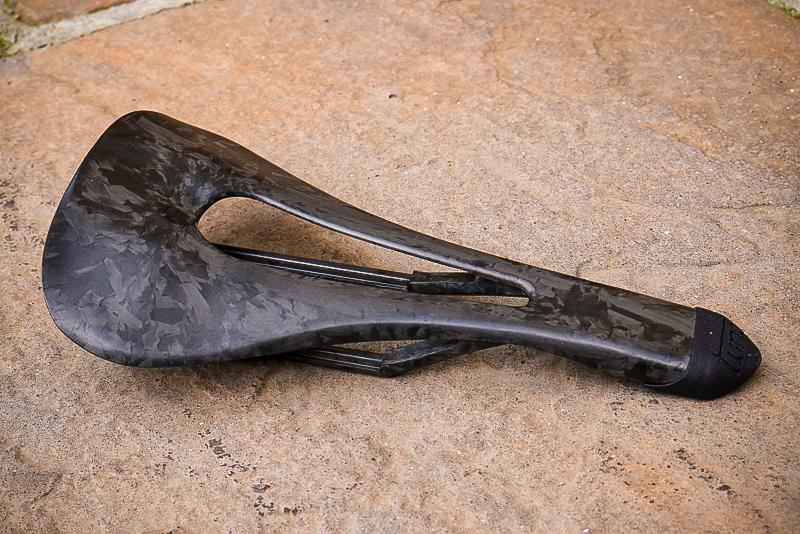 Tune Skyracer saddle.jpg