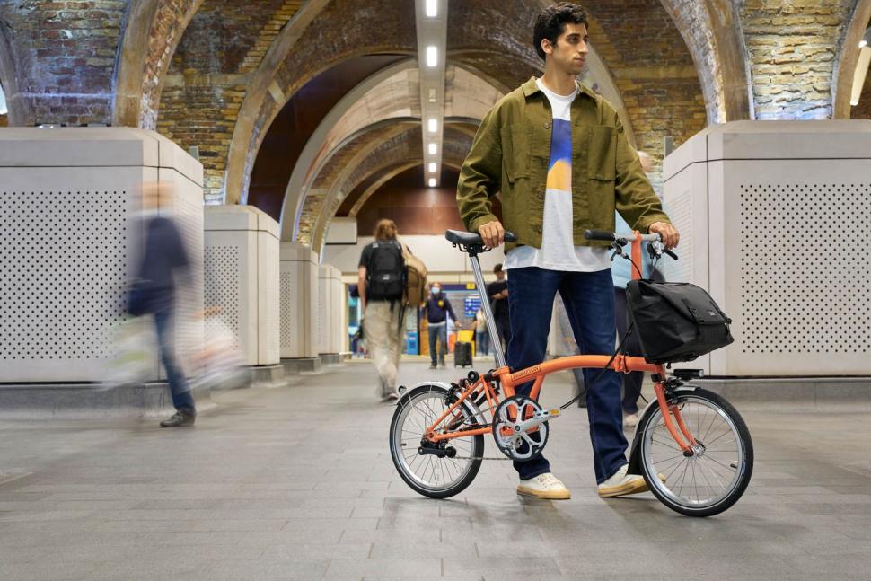 2021 Brompton C Line