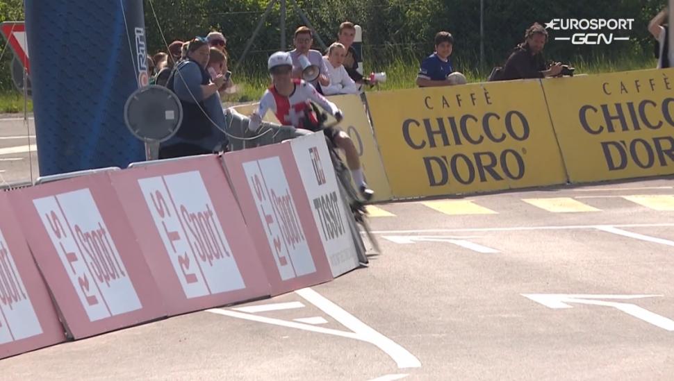 Valere Thiebaud, Tour de Romandie crash, 2022 (via GCN)