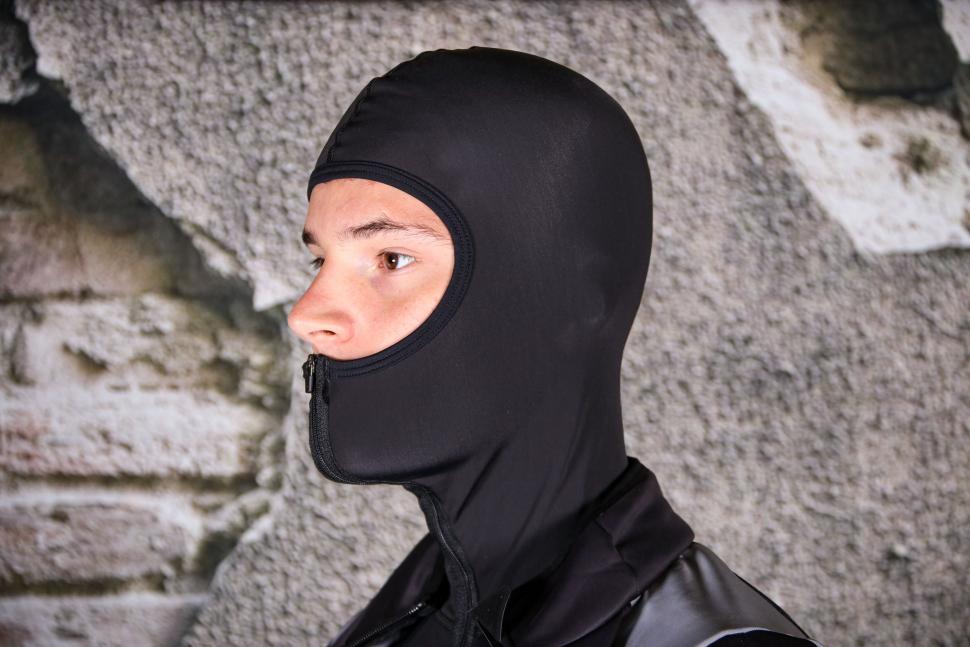 Van Rysel Cold Weather Extreme Racer Jacket - balaclava.jpg