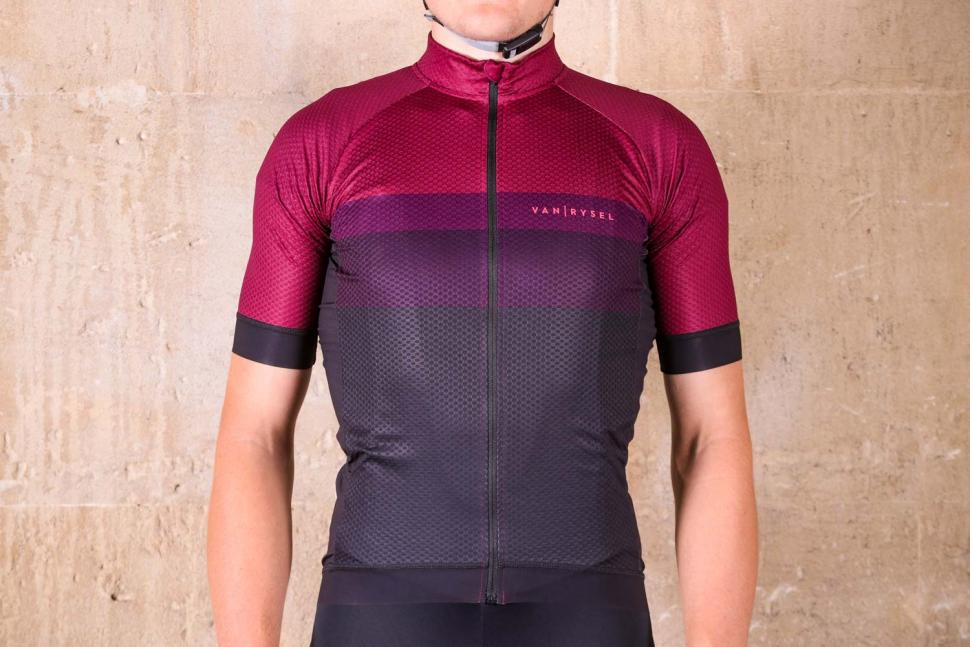 Van Rysel RR 900 Short Sleeve Cycling Jersey.jpg