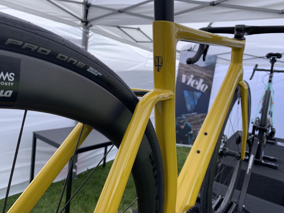 Vielo launch R+122.jpg