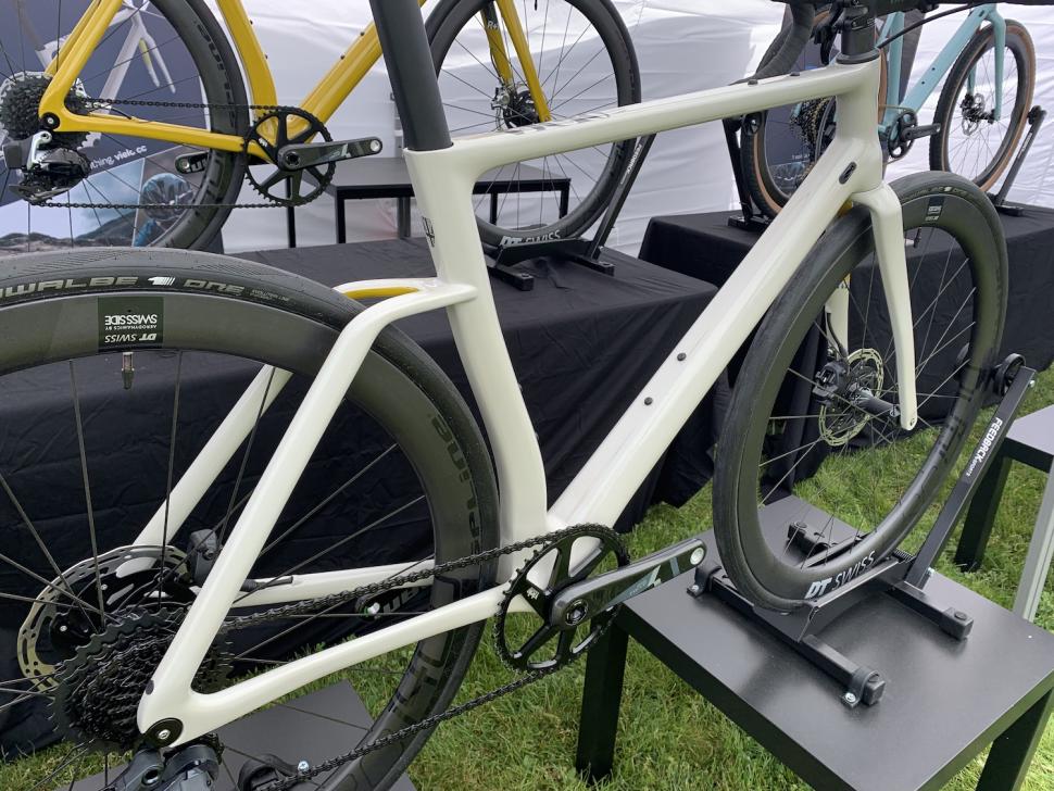 Vielo launch R+149.jpg