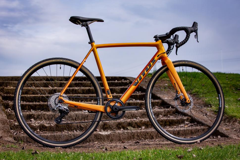 Vitus Energie CR 2020 - 1.jpg