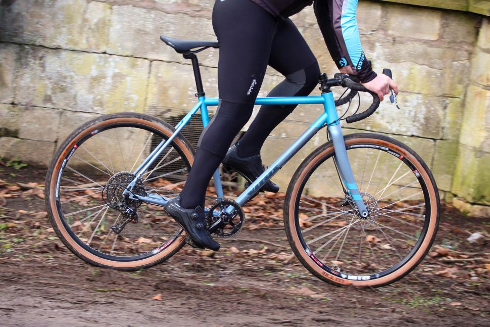 Vitus Substance V2 Apex - riding 1.jpg
