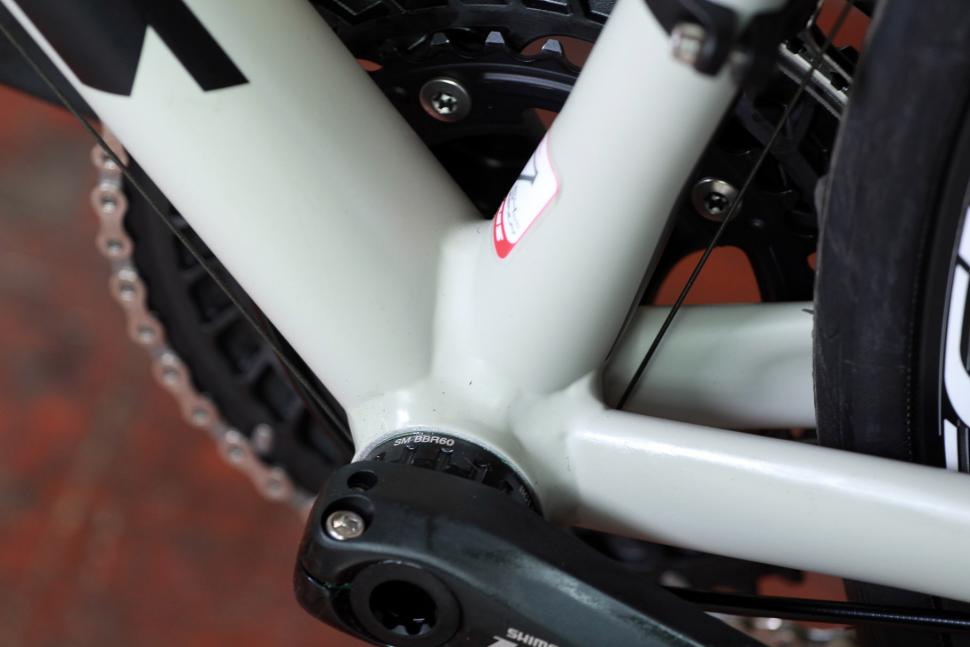 Vitus Zenium - bottom bracket.jpg