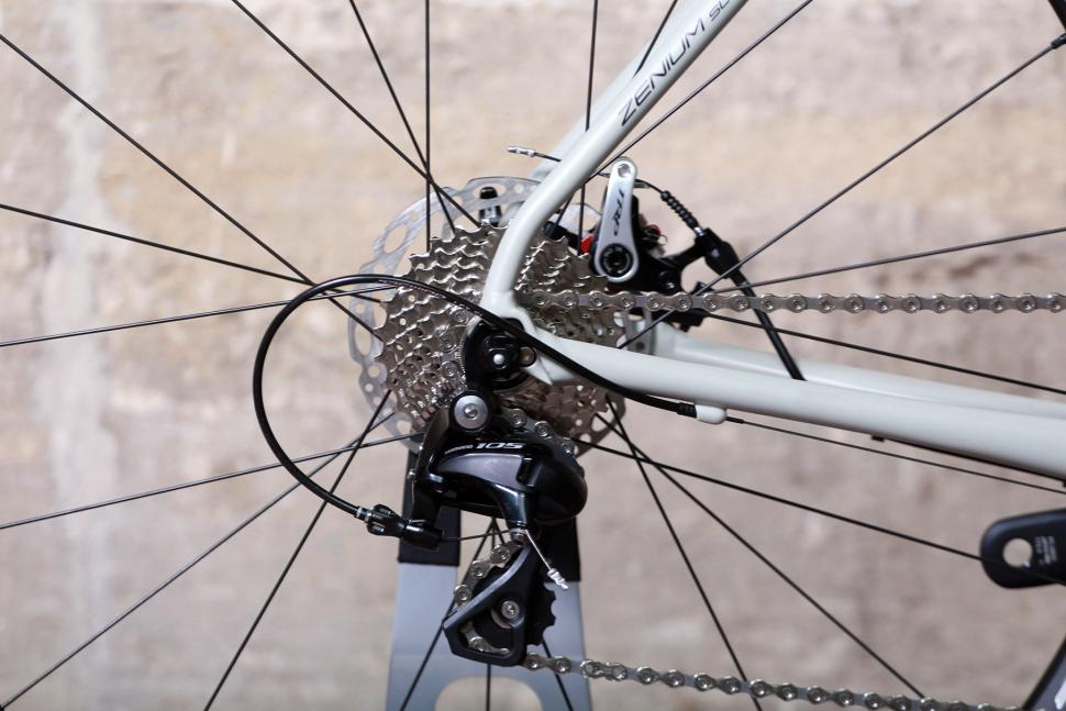 Vitus Zenium - rear mech and cassette.jpg