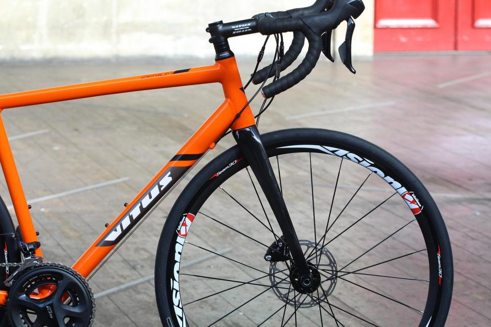 Vitus Zenium SL Disc - front.jpg