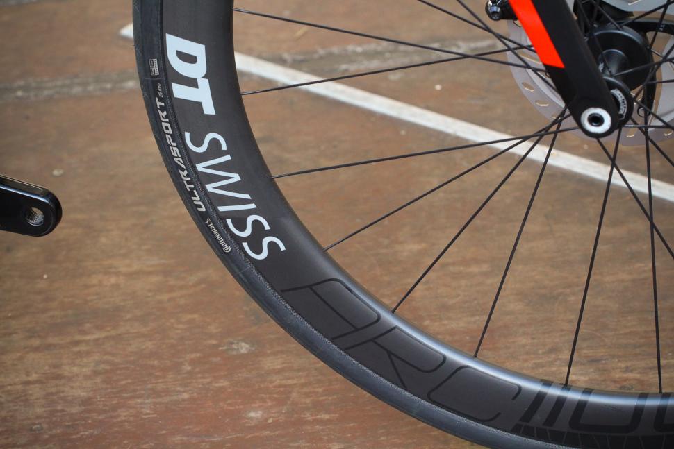 Vitus ZX-1 Team Aero Disc Dura-Ace - rim.jpg