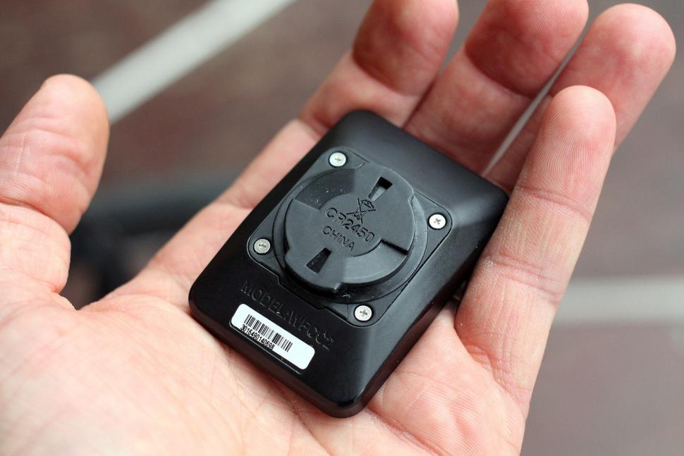 Wahoo Elemnt Mini - unti back.jpg