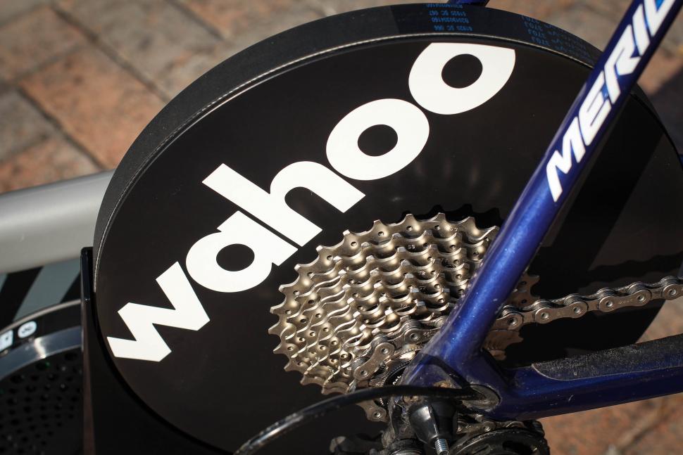 Wahoo KICKR V5 -6.jpg