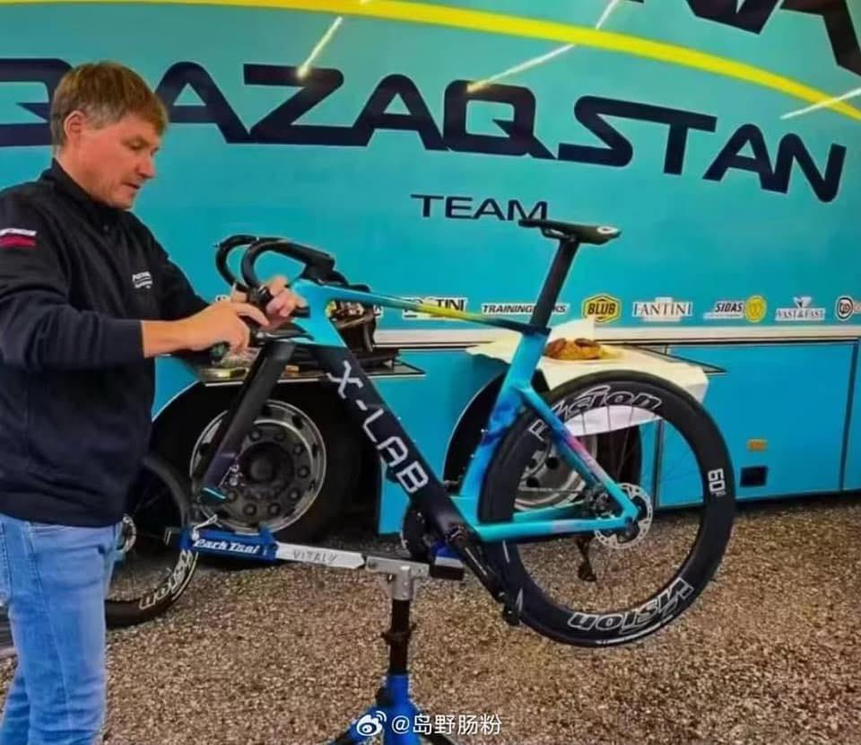 2024 leaked Astana X-LAB AD9 aero bike weightweenies