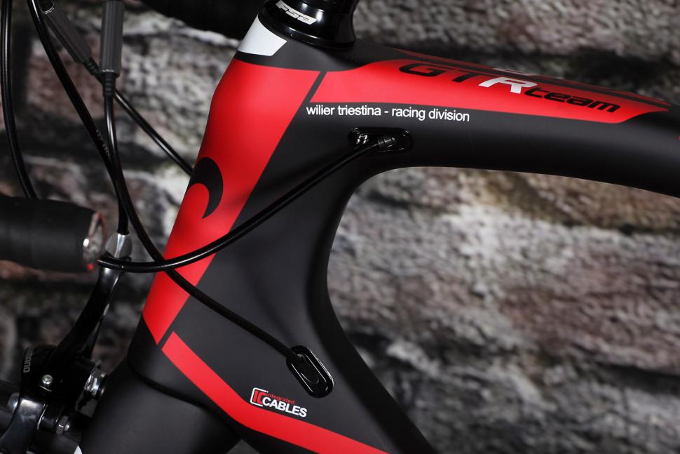 Wilier GTR Team - head tube.jpg