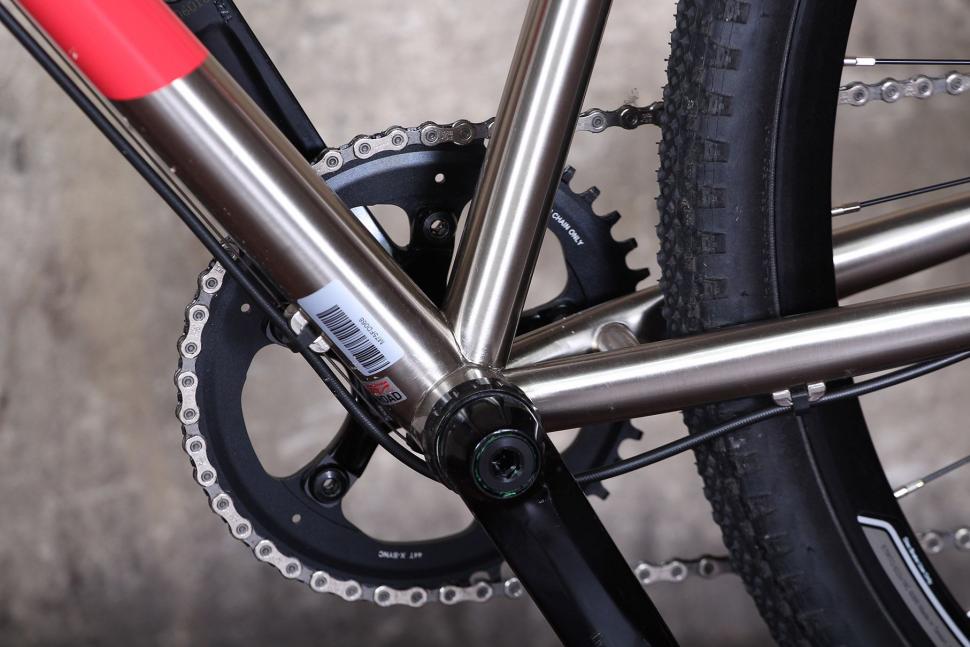 Wilier Jaroon - bottom bracket.jpg