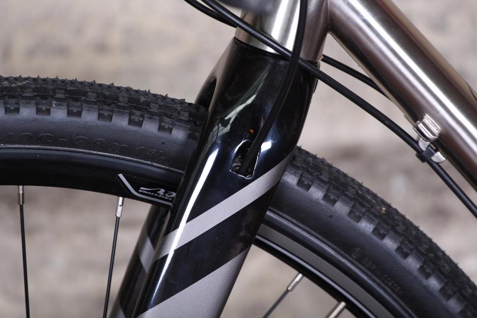 Wilier Jaroon - cable route.jpg