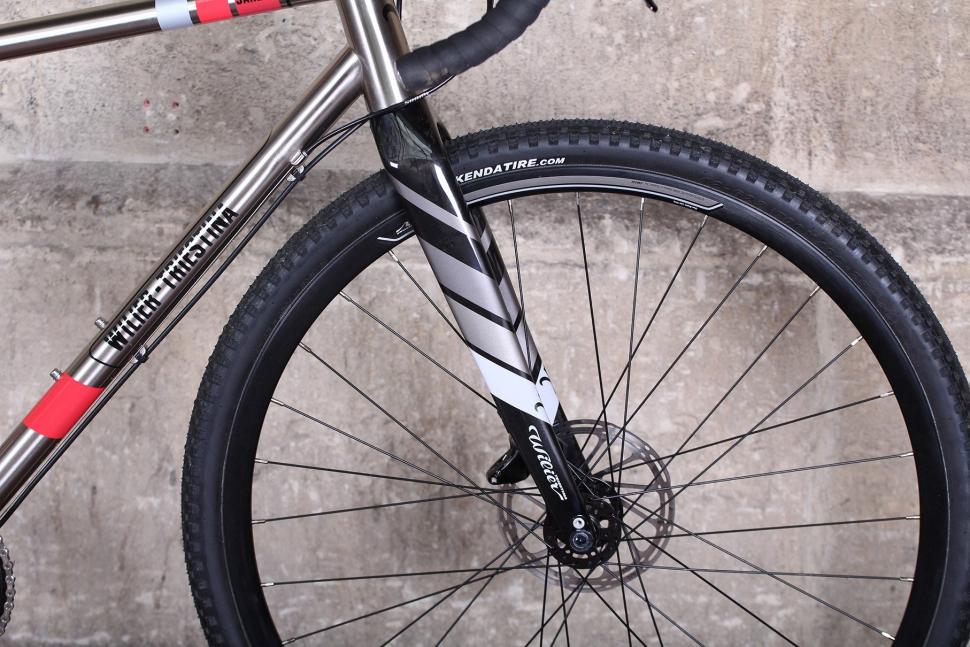 Wilier Jaroon - fork.jpg