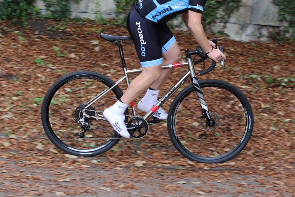 Wilier Jaroon - riding 3.jpg