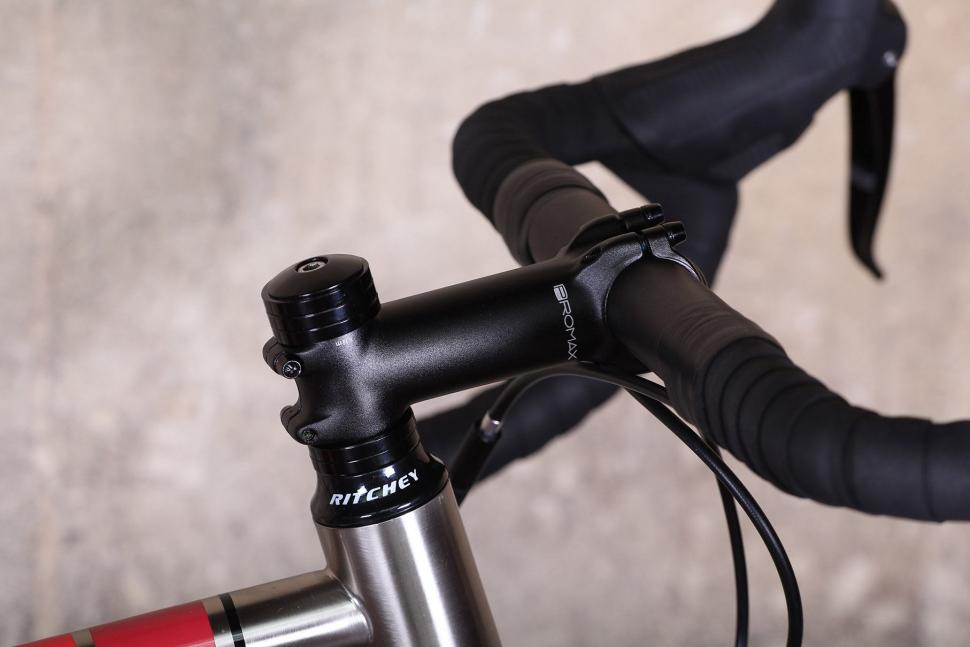 Wilier Jaroon - stem.jpg