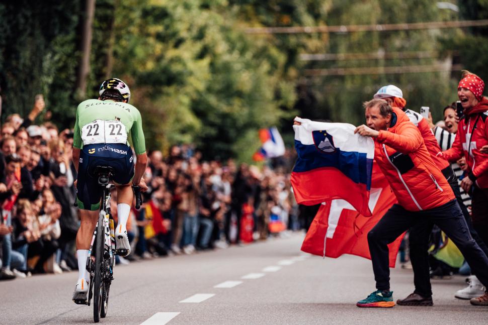 Tadej Pogačar wins the 2024 world road race championships, Zurich (Zac Williams/SWpix.com)