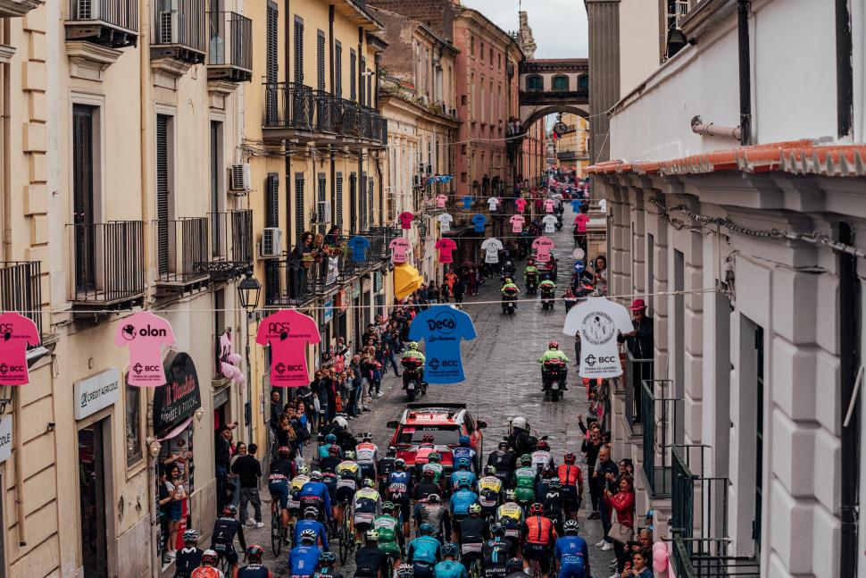 Giro 2023 (Zac Williams/SWpix.com)