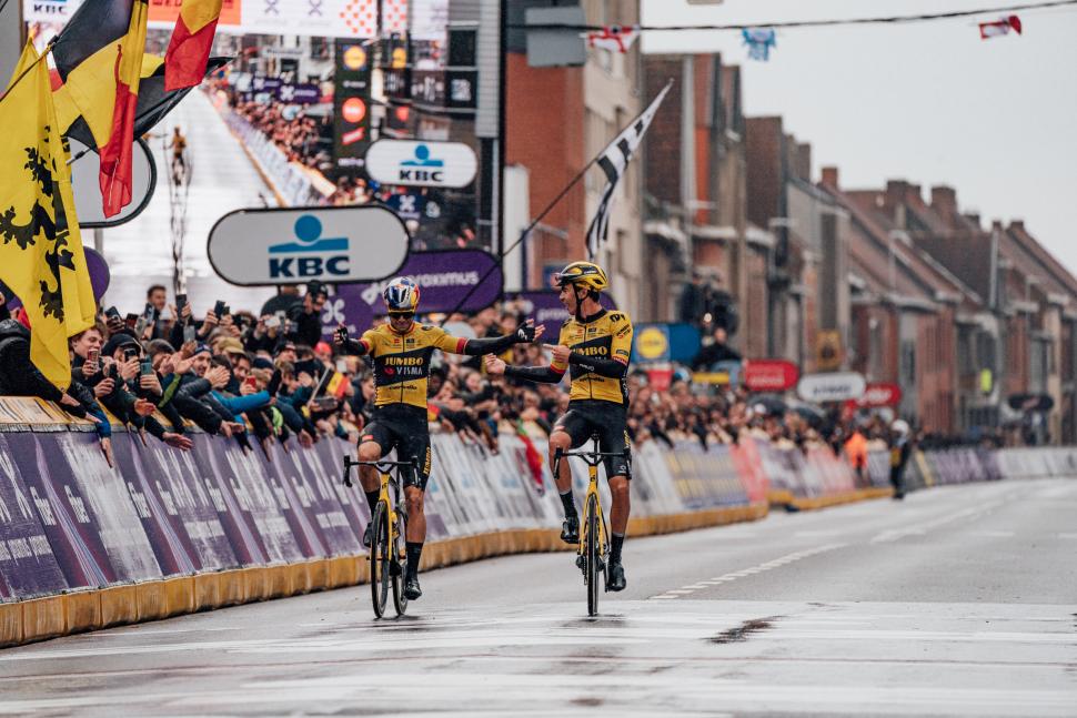 Wout van Aert and Christophe Laporte, 2023 Gent-Wevelgem (Zac Williams/SWpix.com)
