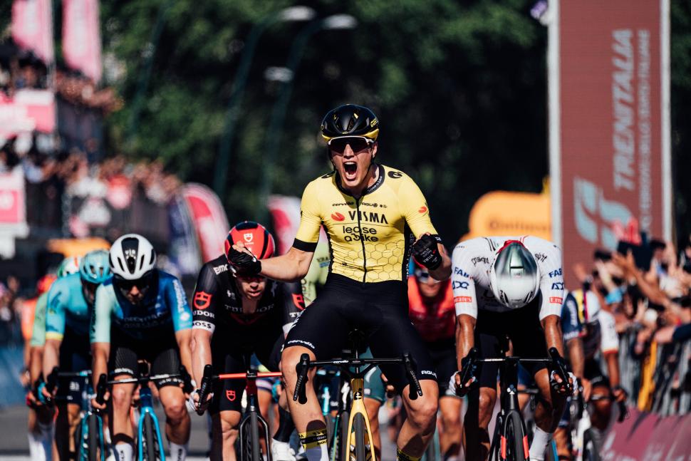 Olav Kooij wins stage nine, 2024 Giro d&rsquo;Italia (Zac Williams/SWpix.com)