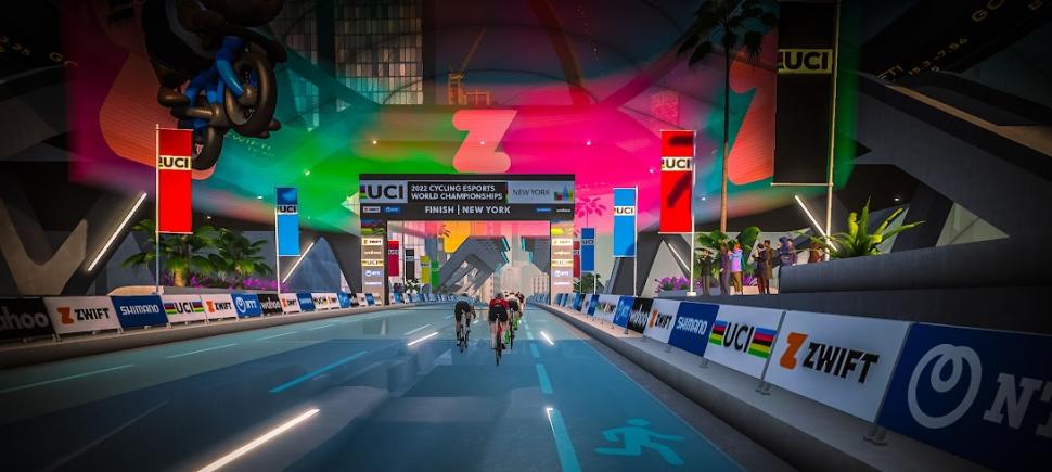 Zwift racing UCI Men's eSports Championship TLBVelo photography @ TLBVelo