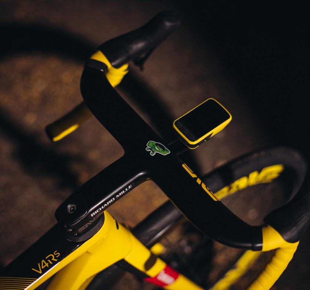 2024 Colnago V4RS Tadej Pogacar yellow bike handlebars @alenmilavec