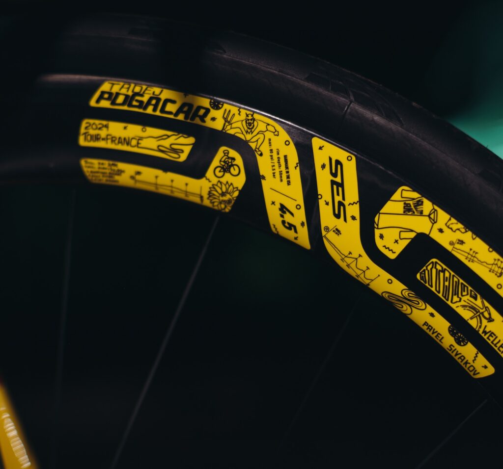 2024 Colnago V4RS Tadej Pogacar yellow bike wheel decals @alenmilavec