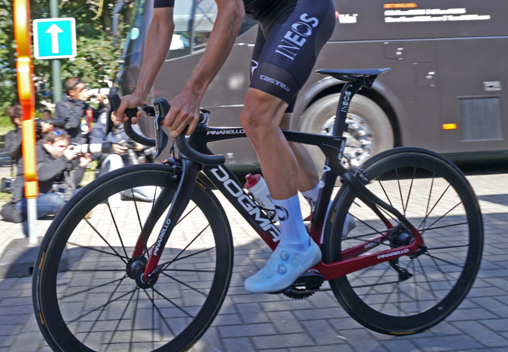 team ineos riding6 copy.JPG