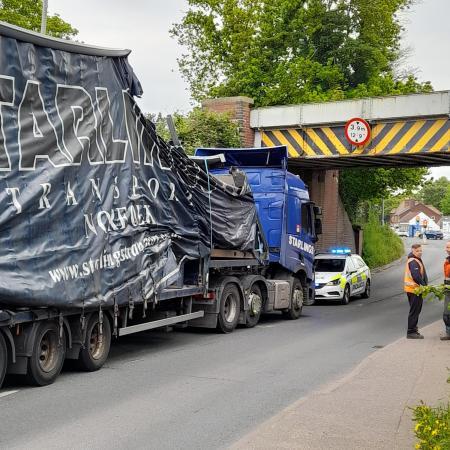 https://cdn.road.cc/wp-content/uploads/roadcc/thumbnail_lorry4.jpg.article-962.jpg