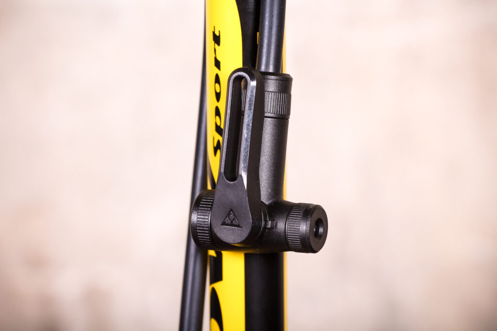 Topeak JoeBlow III Floor Pump - valve head