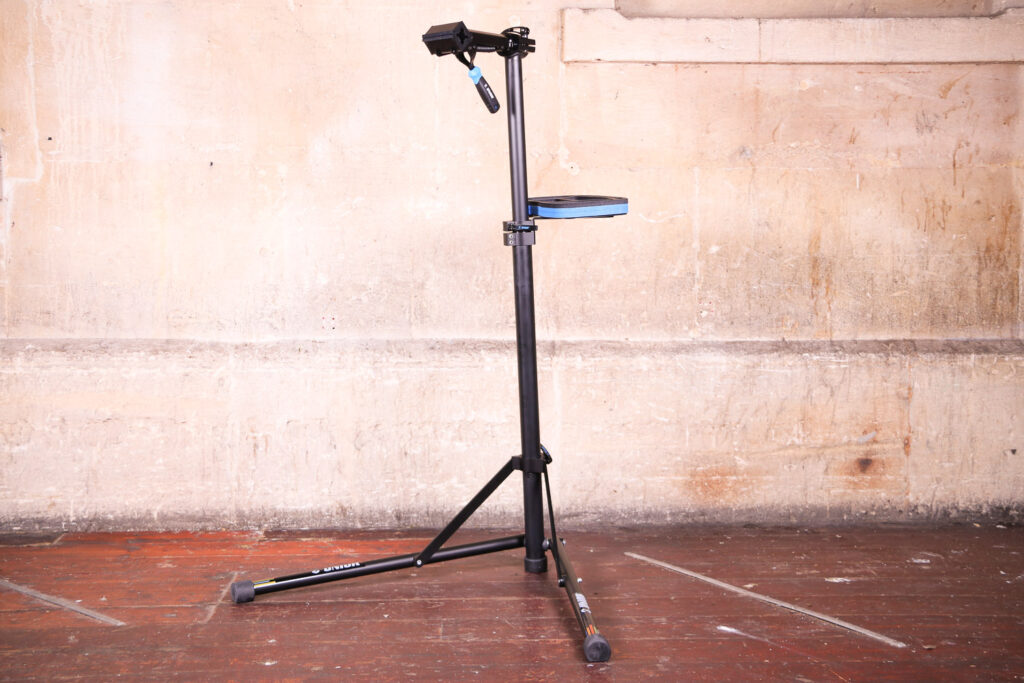 Unior Bikegater Plus Repair Stand - with tool try