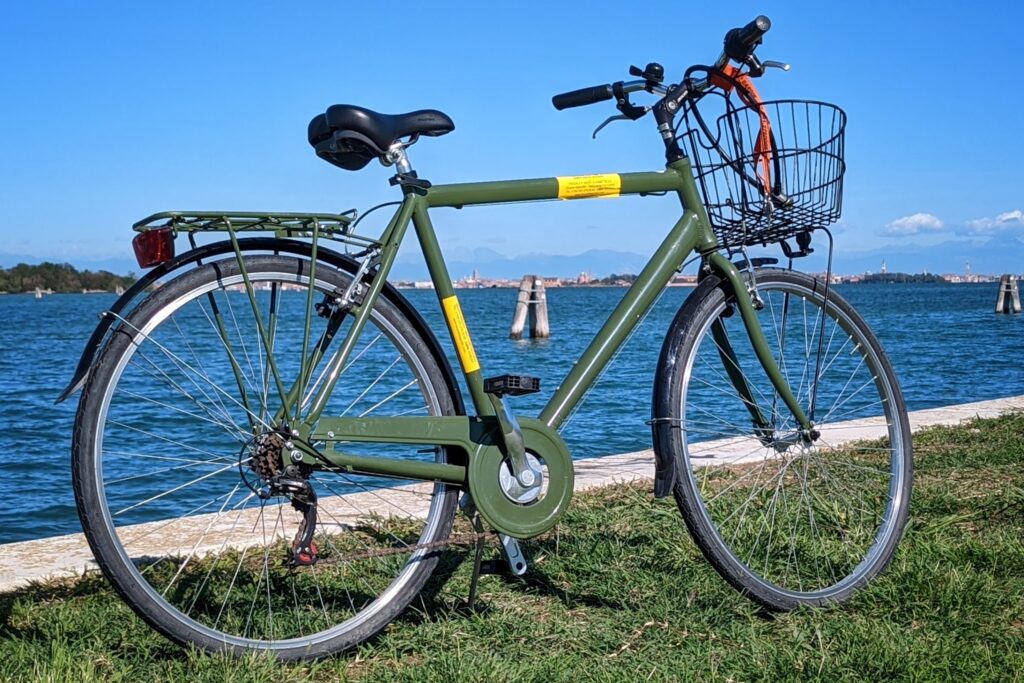 Venice hire bike