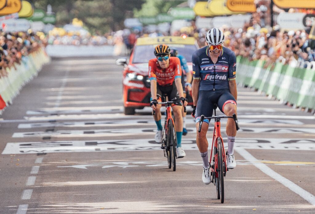 2022 TdF mads pedersen trek bars win Zac Williams/SwPix.com